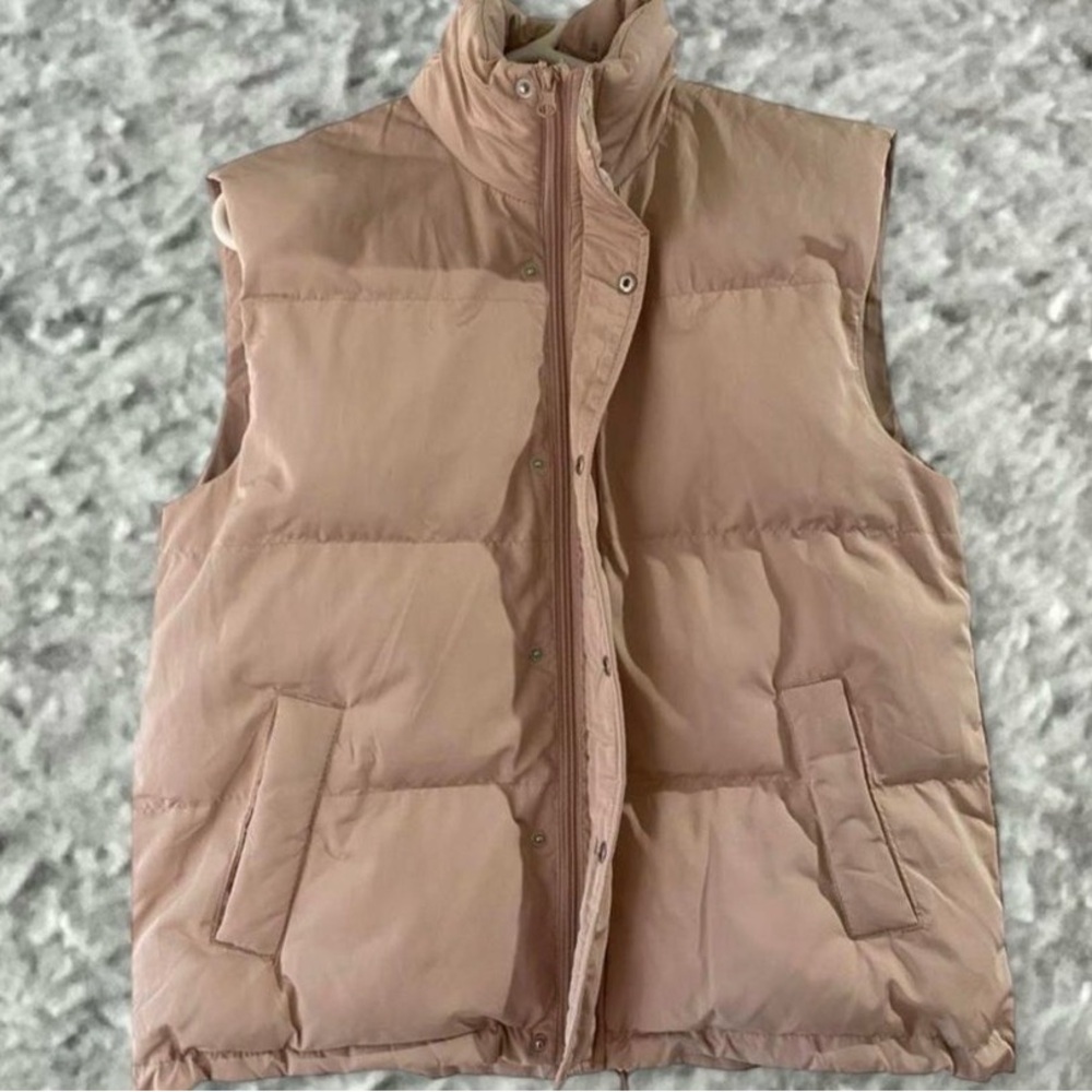 a new day Quilted Puffer Vest in Light Mauve